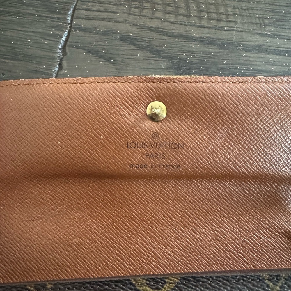 Louis Vuitton Trifold Snap Monogram Wallet - Picture 7 of 14